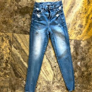 American Eagle distressed high rise skinny jeans size 0